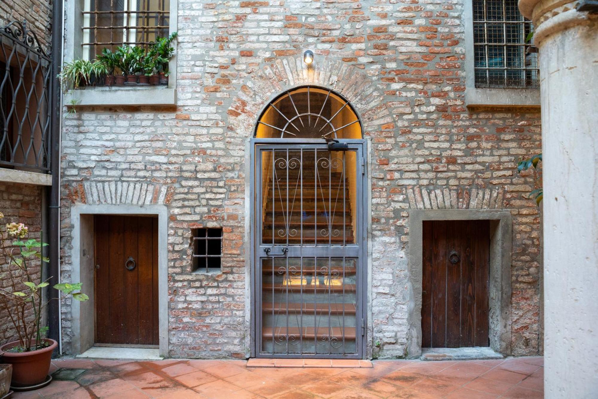 Mazzini101Apartment Ferrara Exterior foto